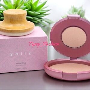 Mally Perfect Prep Body Slimmer Highlighting Powder